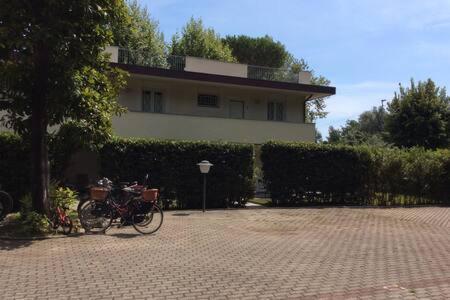 Residence Apuamare Pietrasanta Eksteriør billede