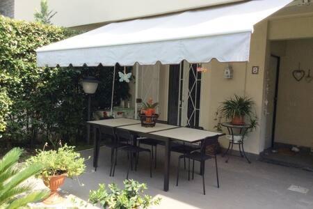 Residence Apuamare Pietrasanta Eksteriør billede